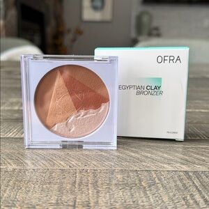 NIB OFRA COSMETICS 3D Pyramid - Egyptian Clay Bronzer